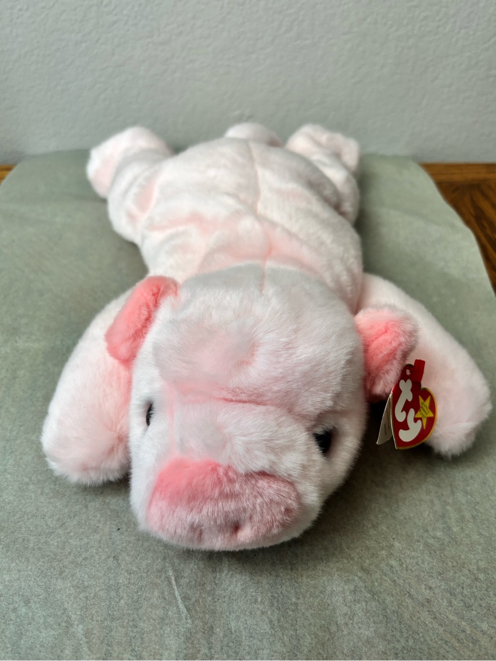 Ty Pink 'Squealer' Plush Pig Beanie Buddy